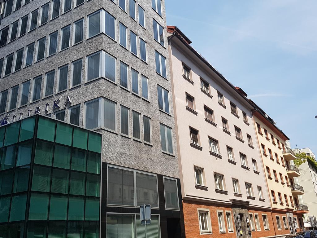 Slovenian Art Story Apartment Ljubljana Exterior photo